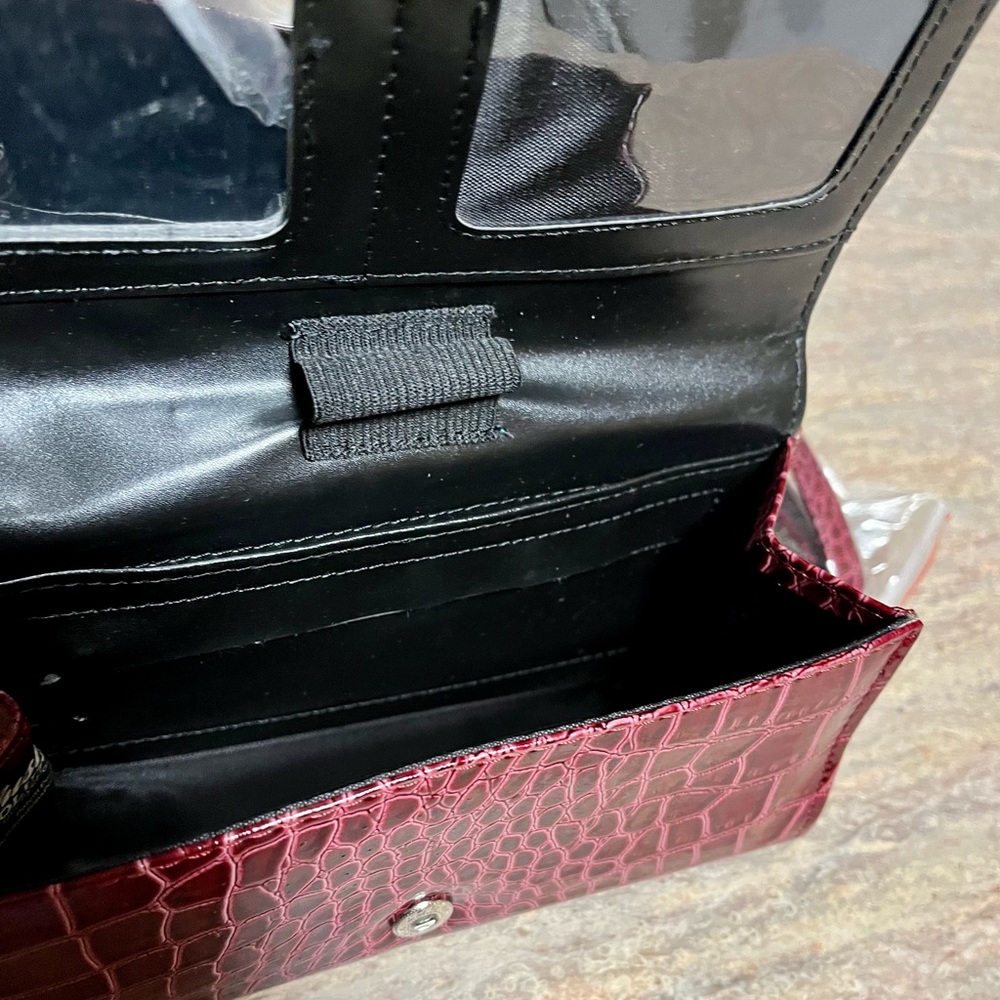 NWOT Just Solutions Eye Pockit burgundy Croco convertible clutch bag - Picture 7 of 15